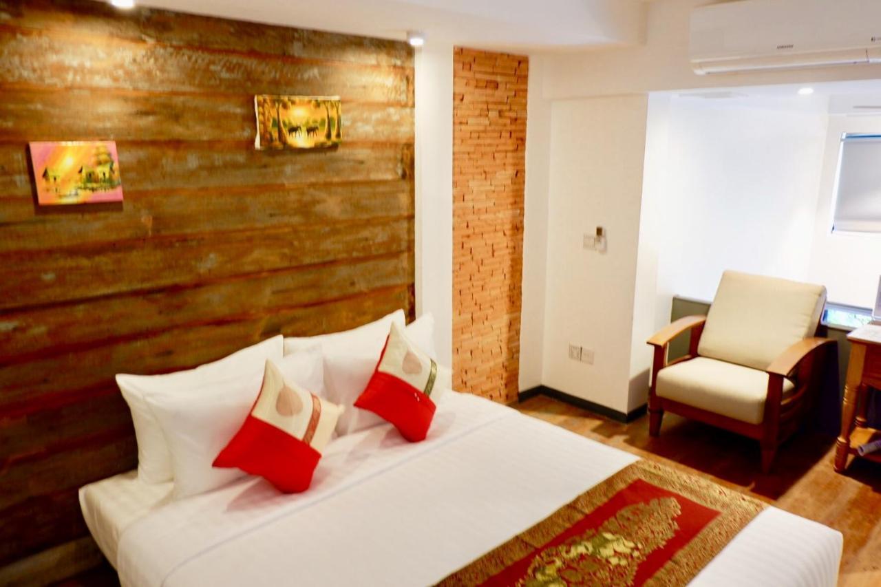 1004 Boutique Hotel Siem Reap Exterior foto