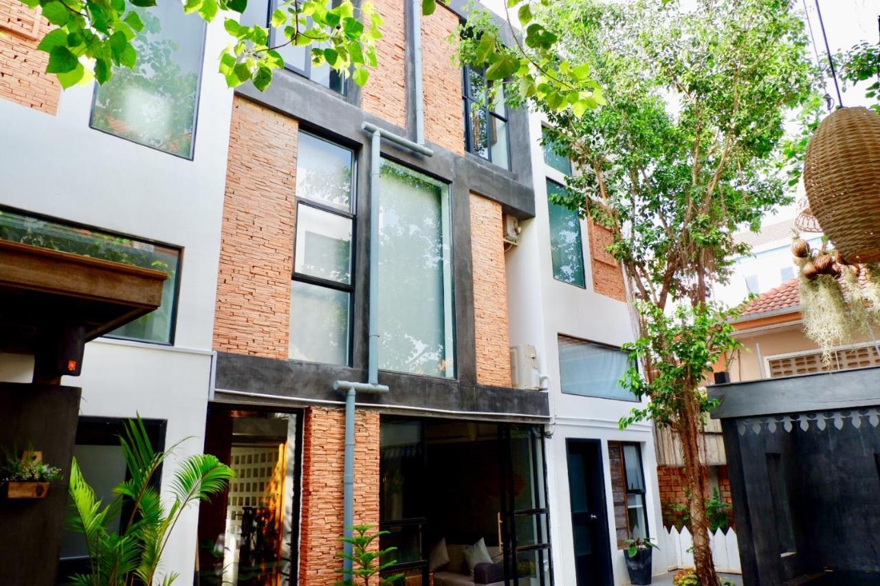 1004 Boutique Hotel Siem Reap Exterior foto