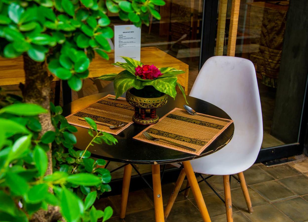 1004 Boutique Hotel Siem Reap Exterior foto